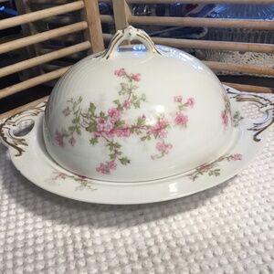 Round Covered Butter Schleiger 29a by HAVILAND